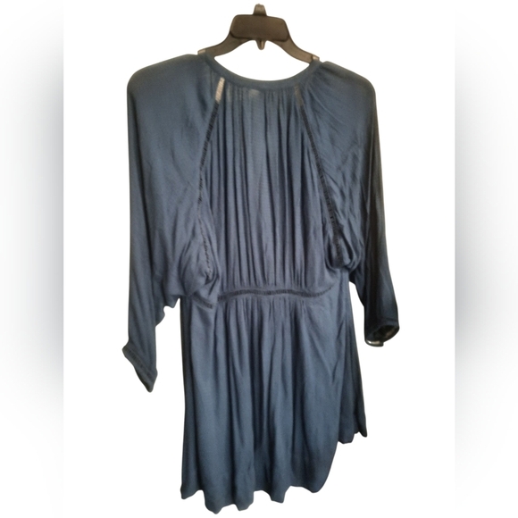 Free People Blue 3/4 Sleeve Relaxed Blouse Med Deep V Cut - Picture 6 of 9